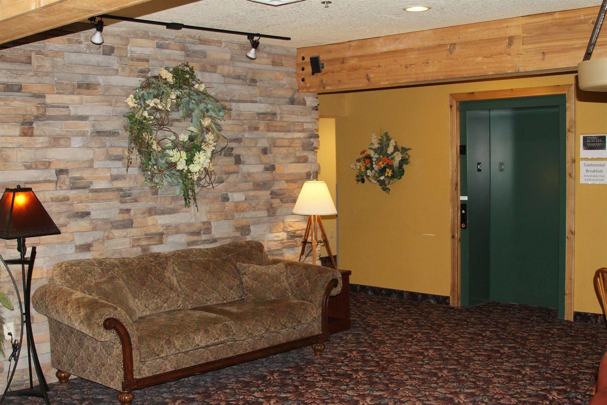 Comfort Inn & Suites Weston - Wausau Exterior photo